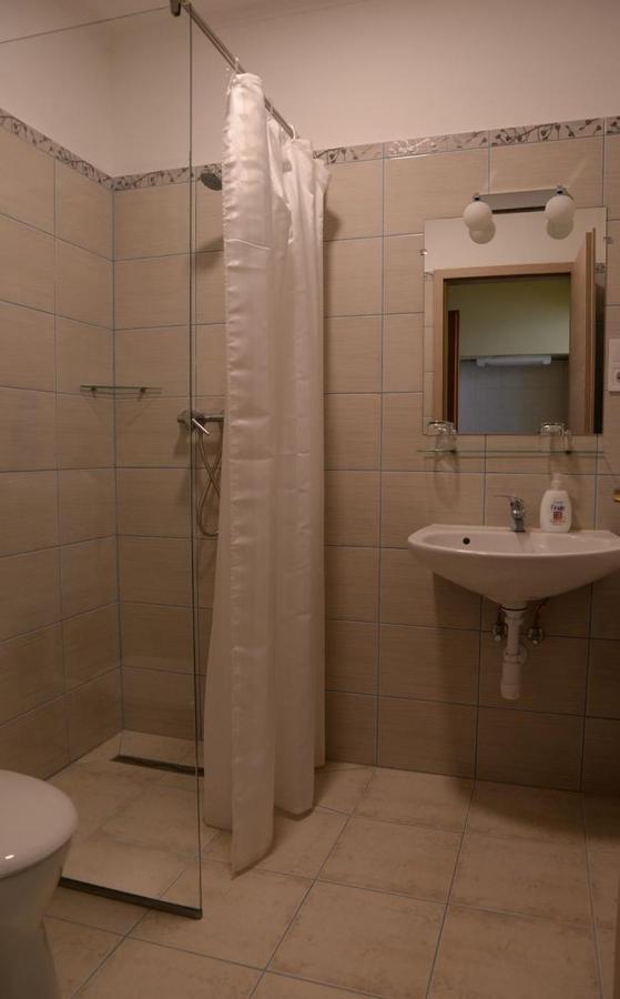 Bed and Breakfast Harang Panzio à Gyomaendrőd Extérieur photo